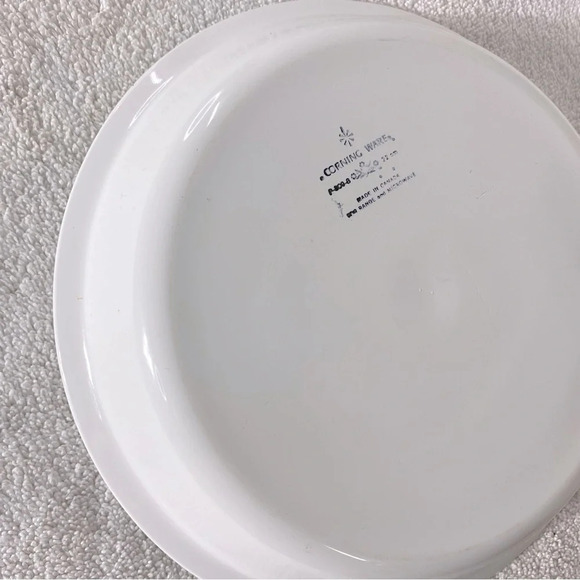 Vintage Corningware  Blue Cornflower Round Pie Plate Pie Dish - Picture 10 of 15